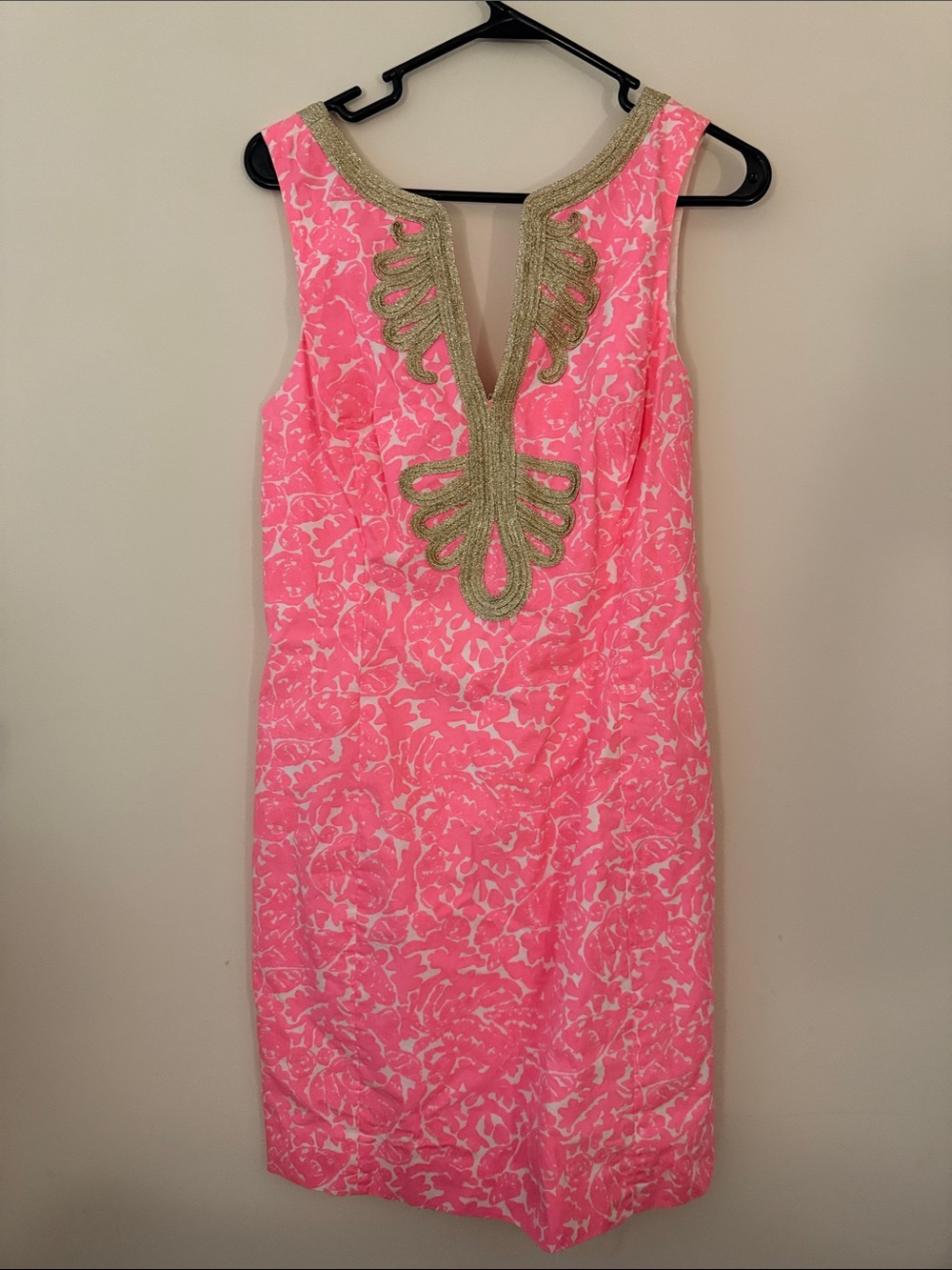Lilly Pulitzer Pink and White Sleeveless Embroidered V-Neck Sheath Midi Dress